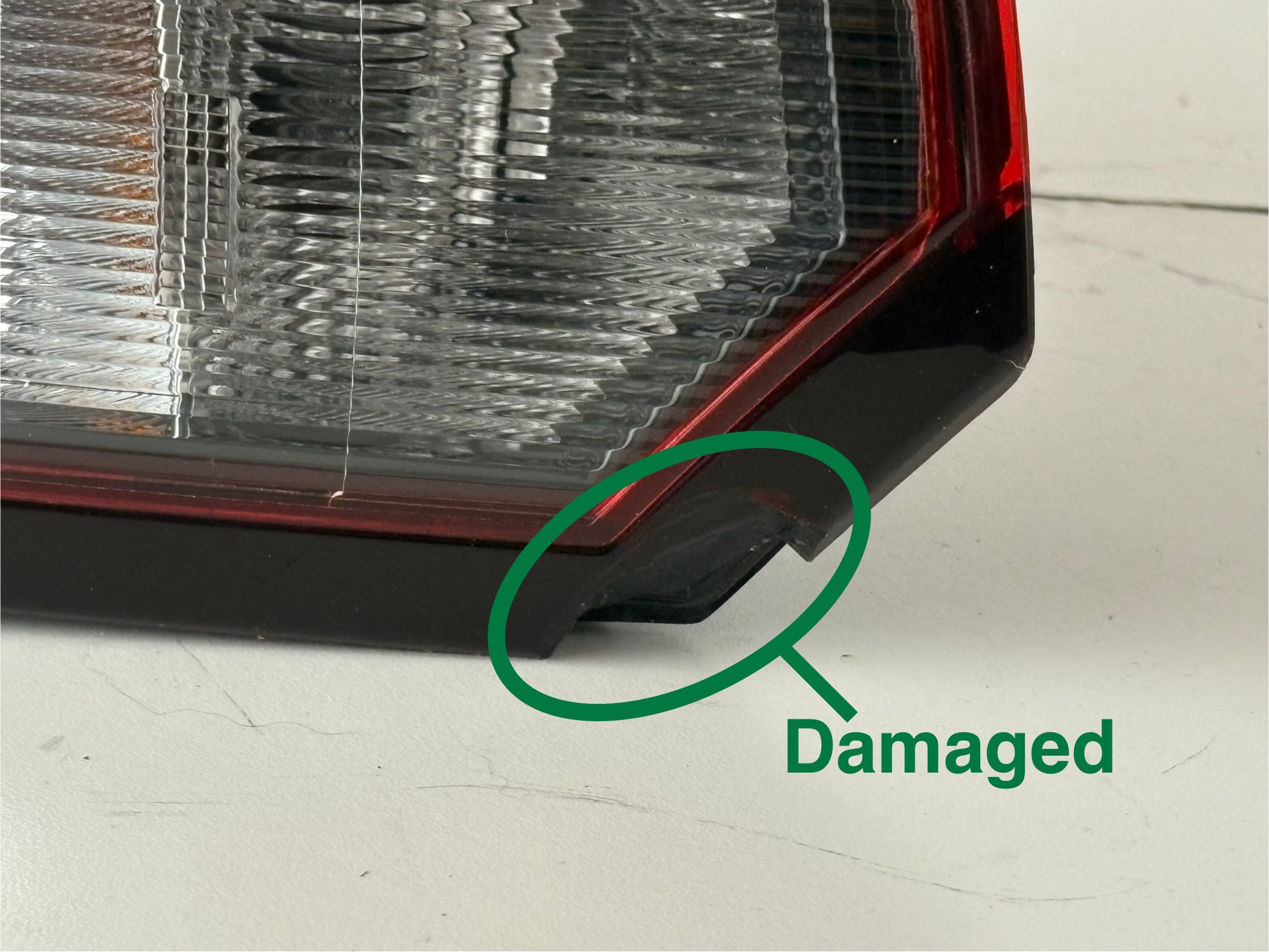 2021-2024 Nissan Kicks Driver Taillight