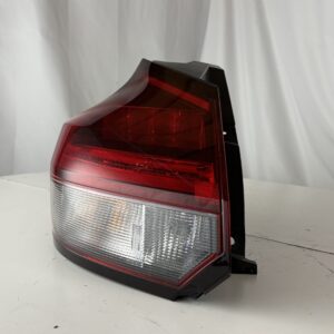 2021-2024 Nissan Kicks Driver Taillight - Image 9