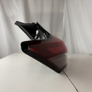 2021-2024 Nissan Kicks Driver Taillight - Image 8