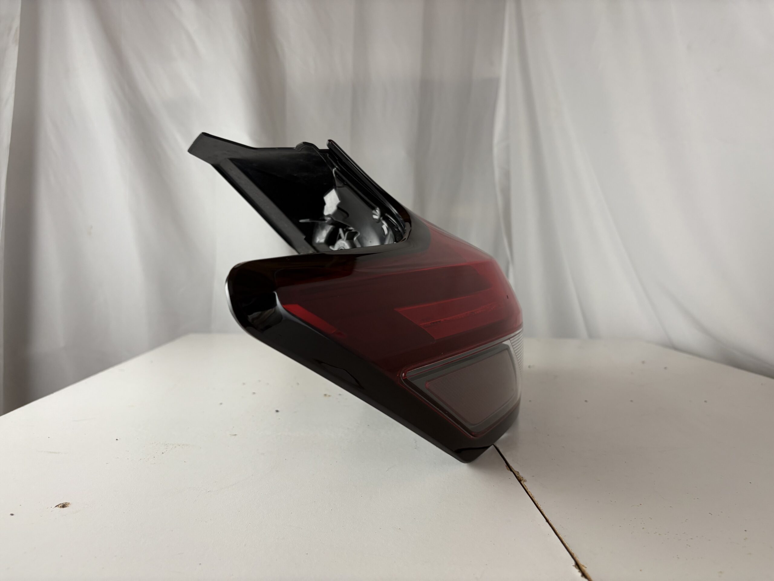 2021-2024 Nissan Kicks Driver Taillight