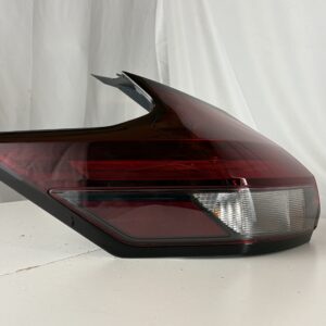 2021-2024 Nissan Kicks Driver Taillight - Image 7
