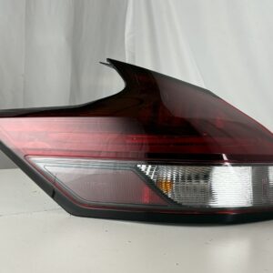 2021-2024 Nissan Kicks Driver Taillight - Image 6