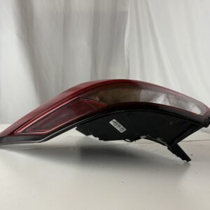 2021-2024 Nissan Kicks Driver Taillight - Image 5