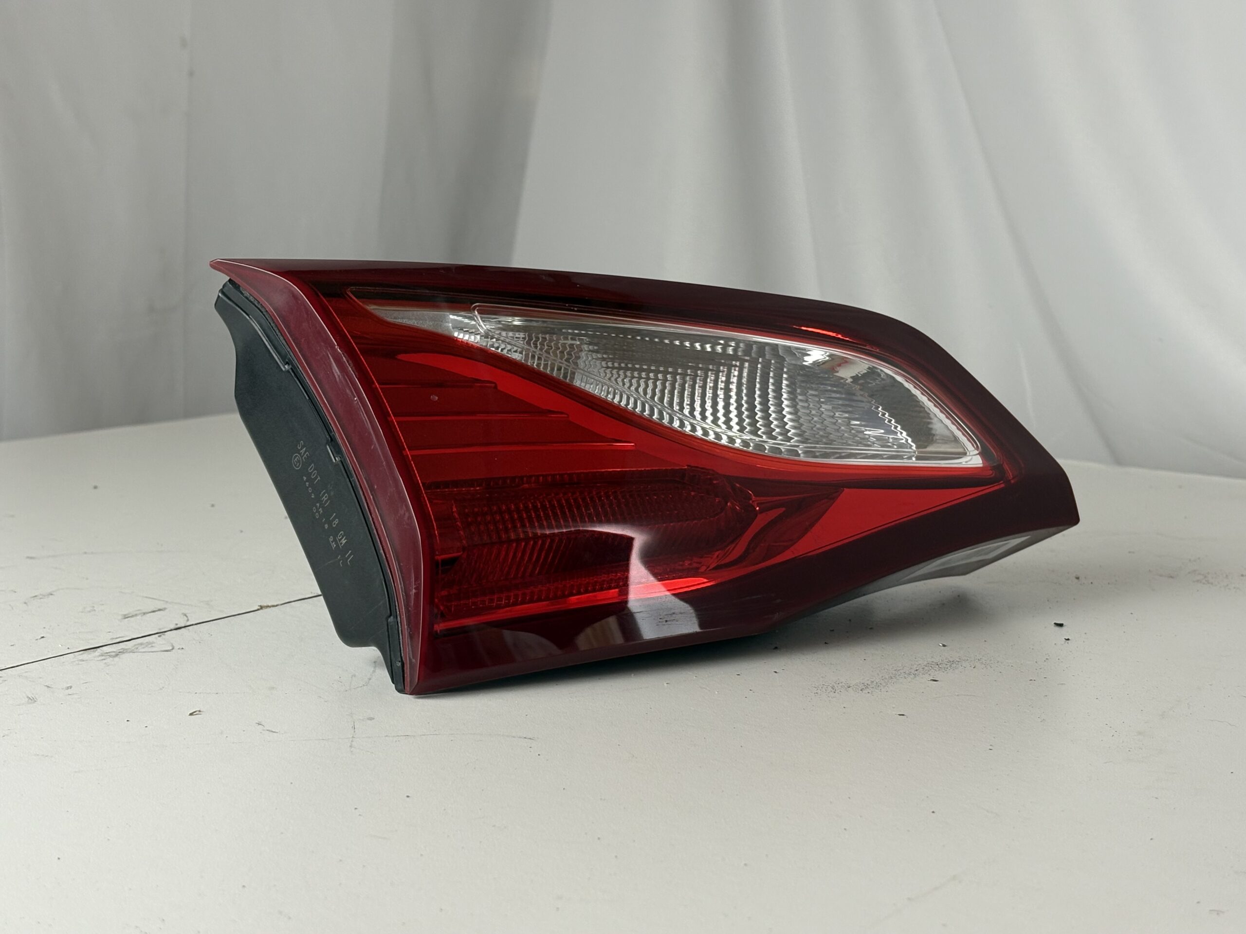 2018-2021 Chevrolet Equinox Driver Inner Taillight