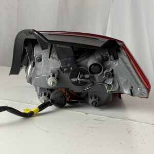 2021-2025 Hyundai Elantra Driver Taillight - Image 16