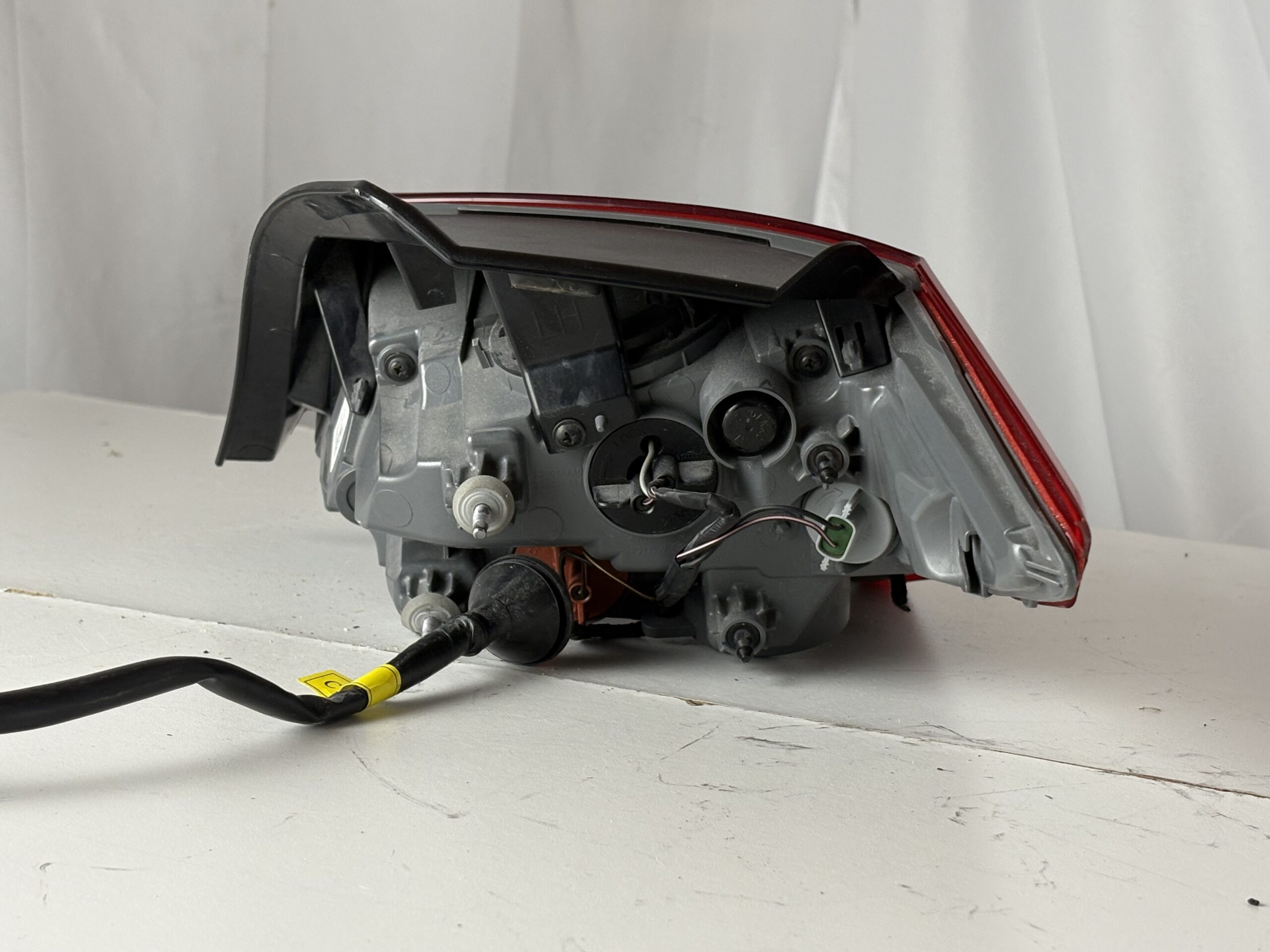 2021-2025 Hyundai Elantra Driver Taillight