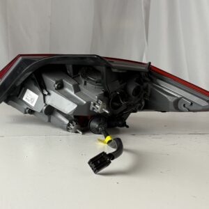 2021-2025 Hyundai Elantra Driver Taillight - Image 12