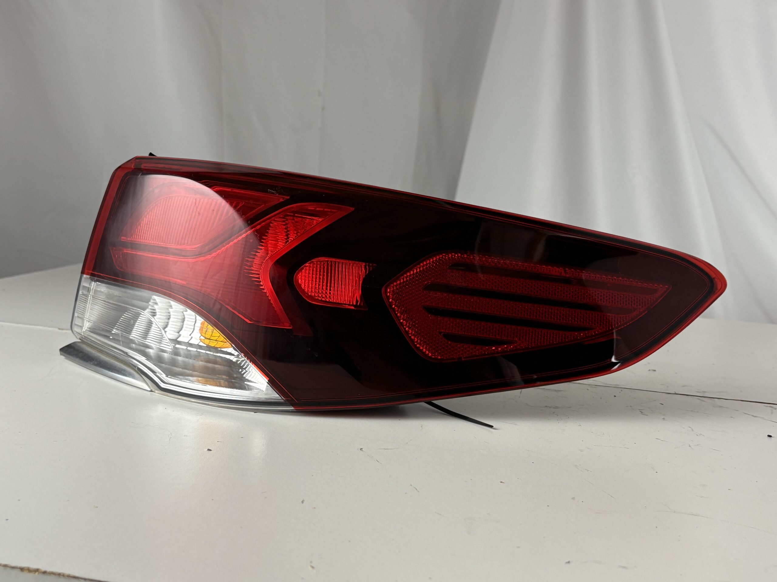 2018-2019 Hyundai Sonata Passenger Taillight
