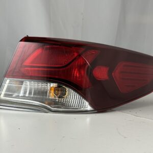 2018-2019 Hyundai Sonata Passenger Taillight - Image 4