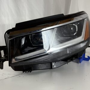2020-2023 Volkswagen Atlas Cross Sport Driver Headlight - Image 16