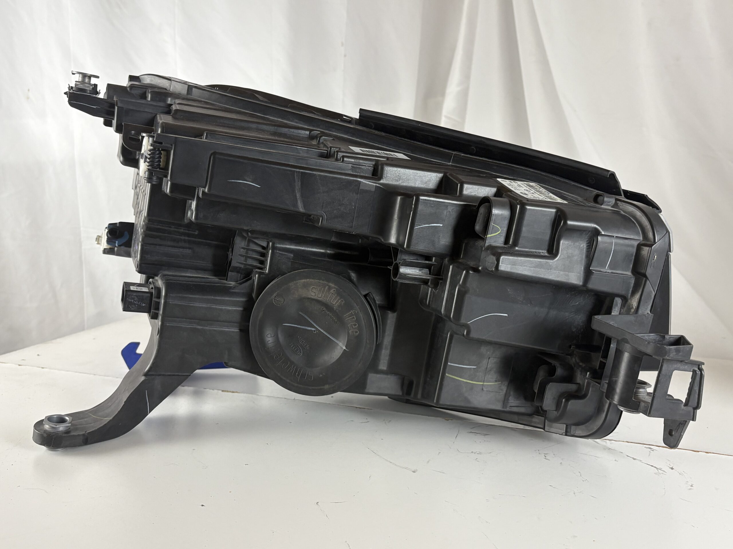 2020-2023 Volkswagen Atlas Cross Sport Driver Headlight