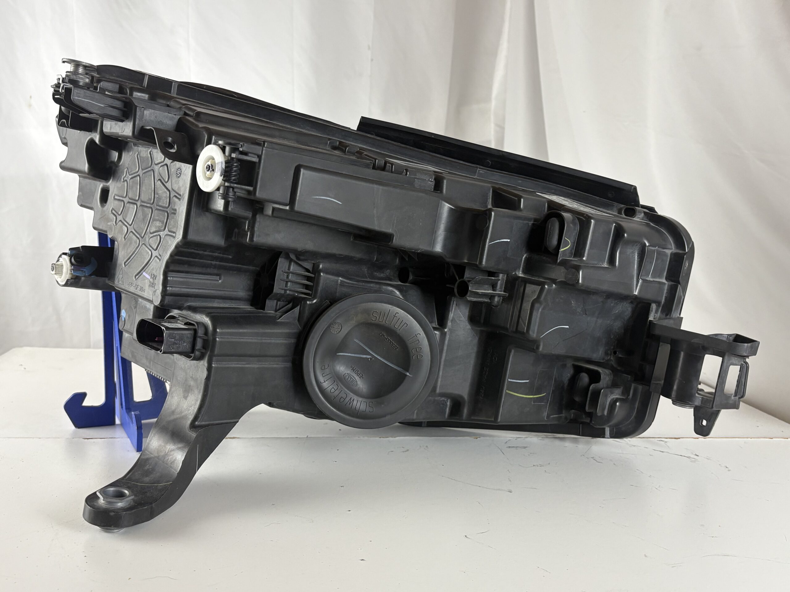 2020-2023 Volkswagen Atlas Cross Sport Driver Headlight