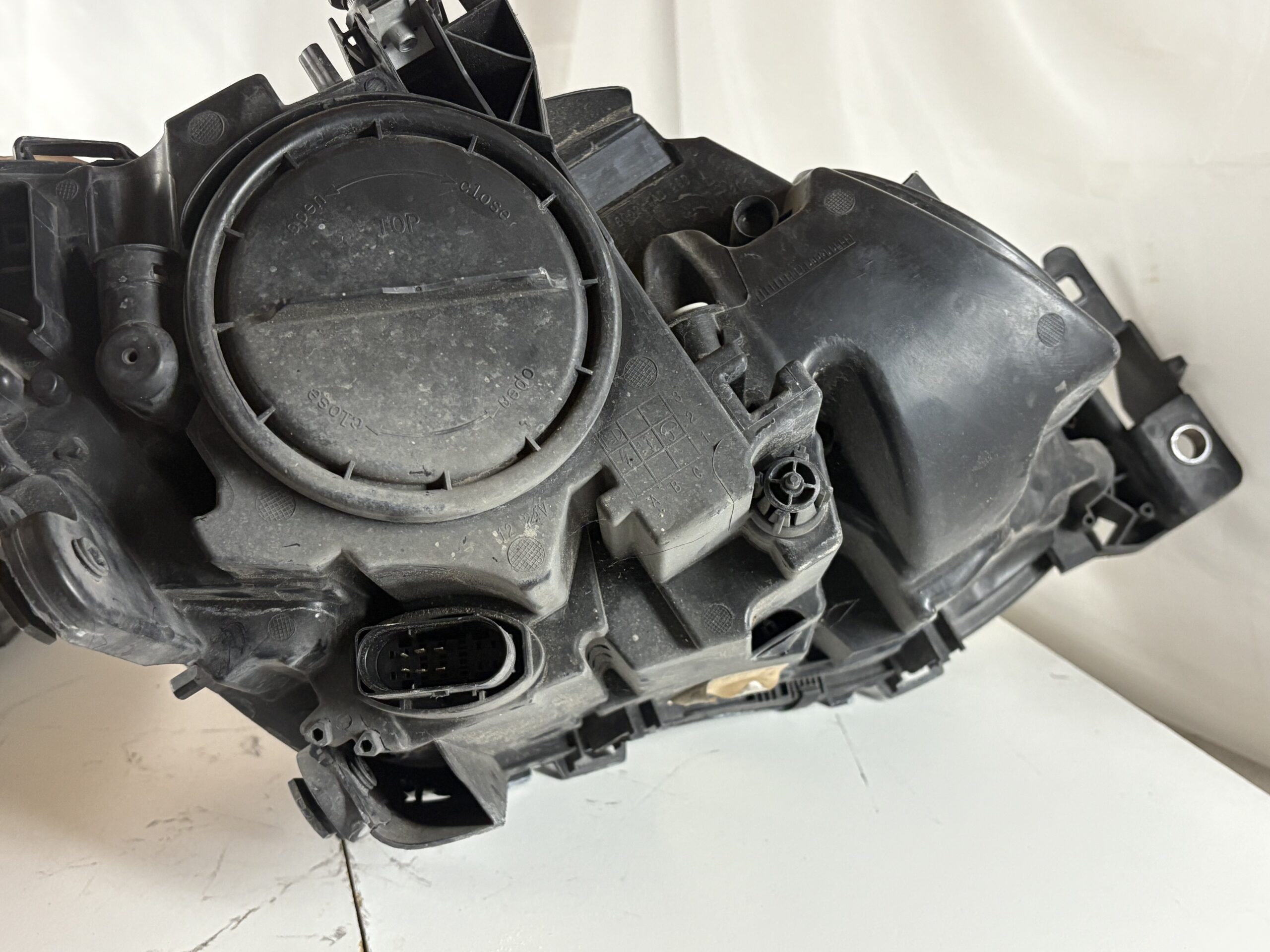 2016-2018 Mercedes-Benz GLE350/GLE400 Driver Headlight