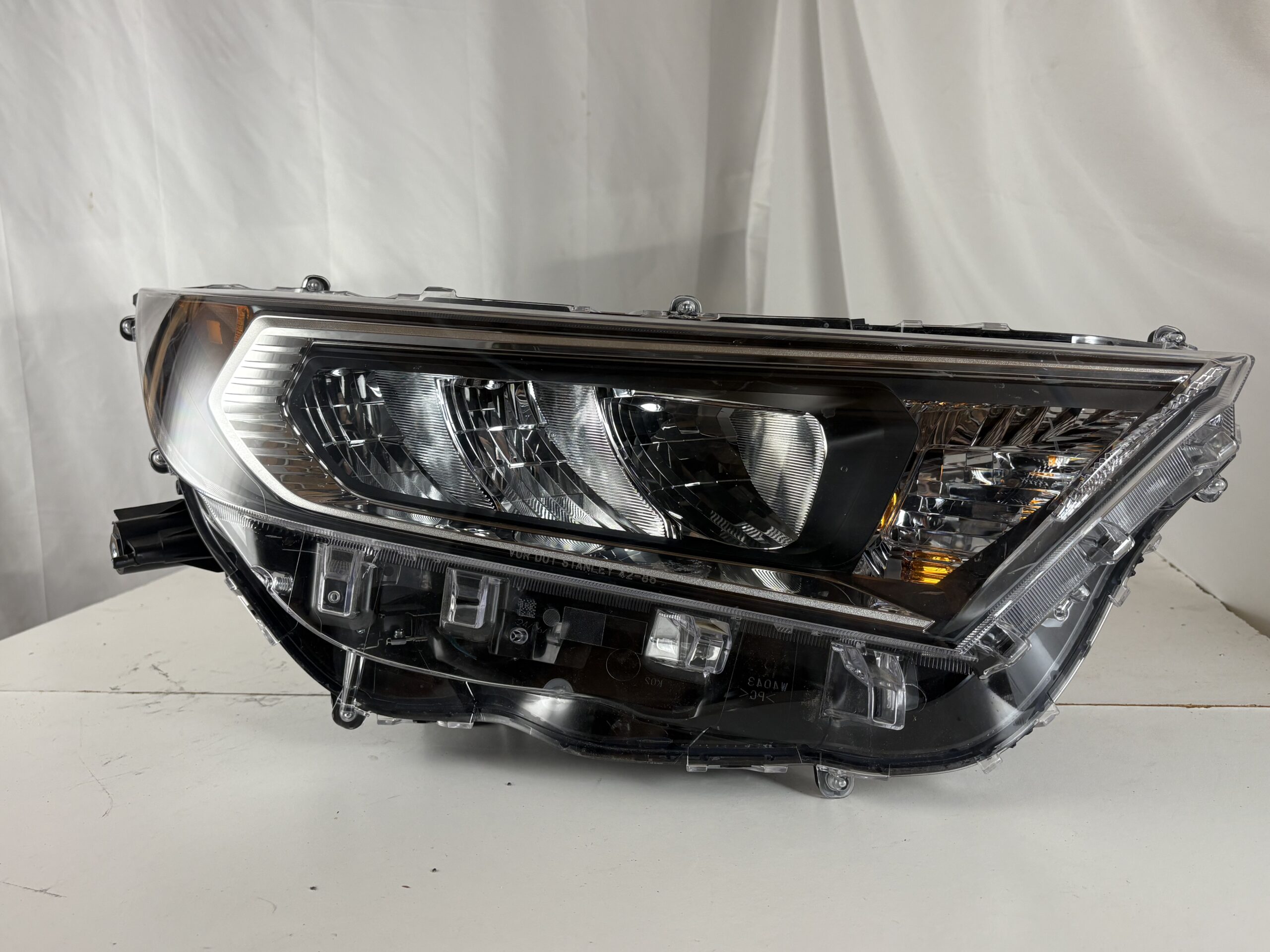 2019-2024 Toyota RAV4 Passenger Headlight