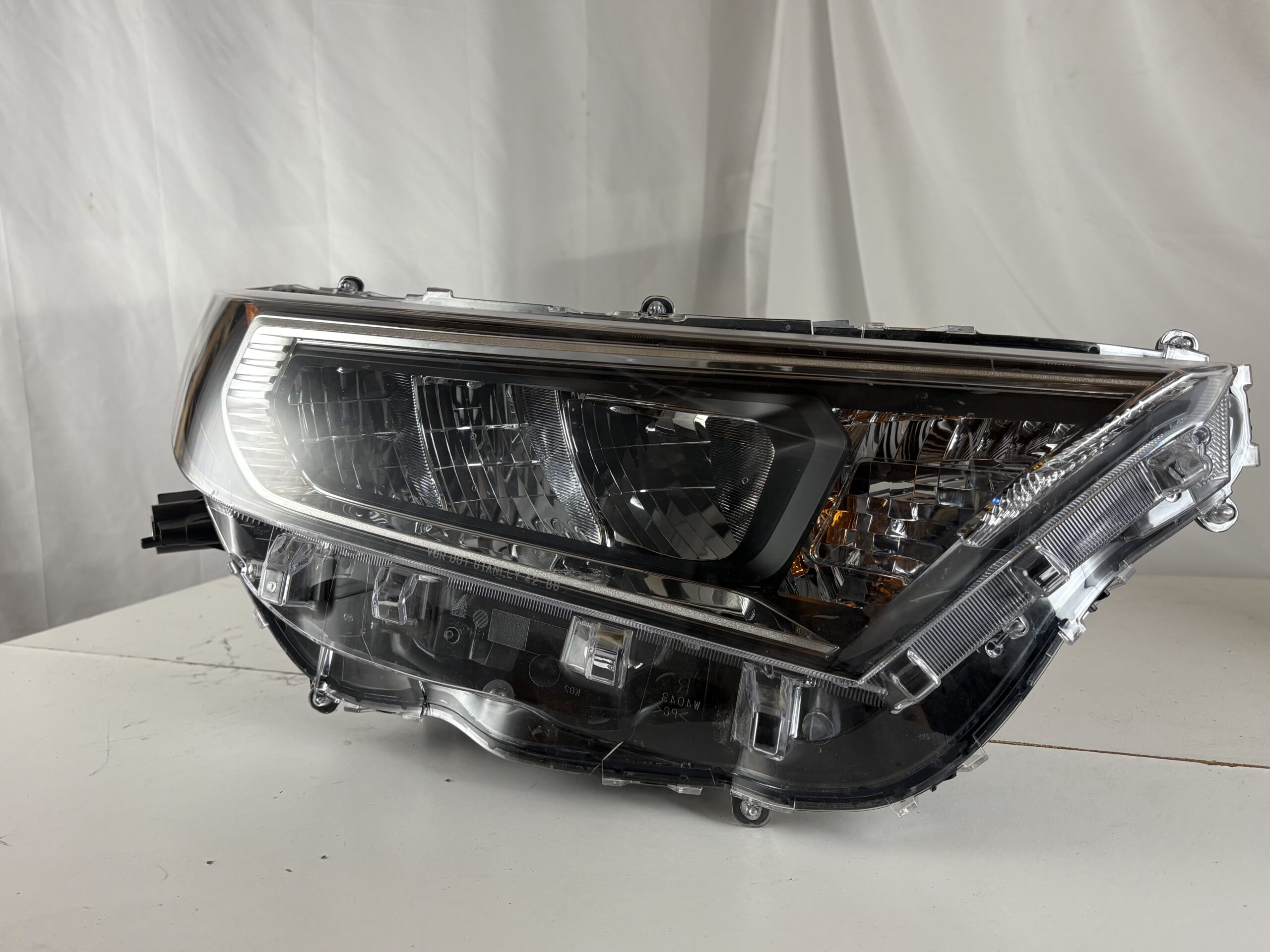 2019-2024 Toyota RAV4 Passenger Headlight
