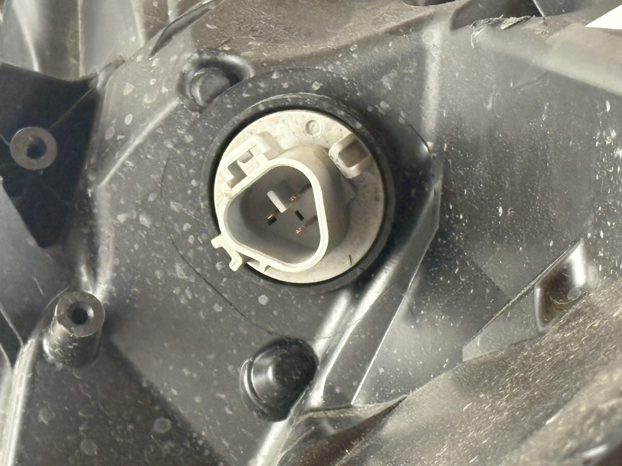 2019-2024 Toyota RAV4 Passenger Headlight