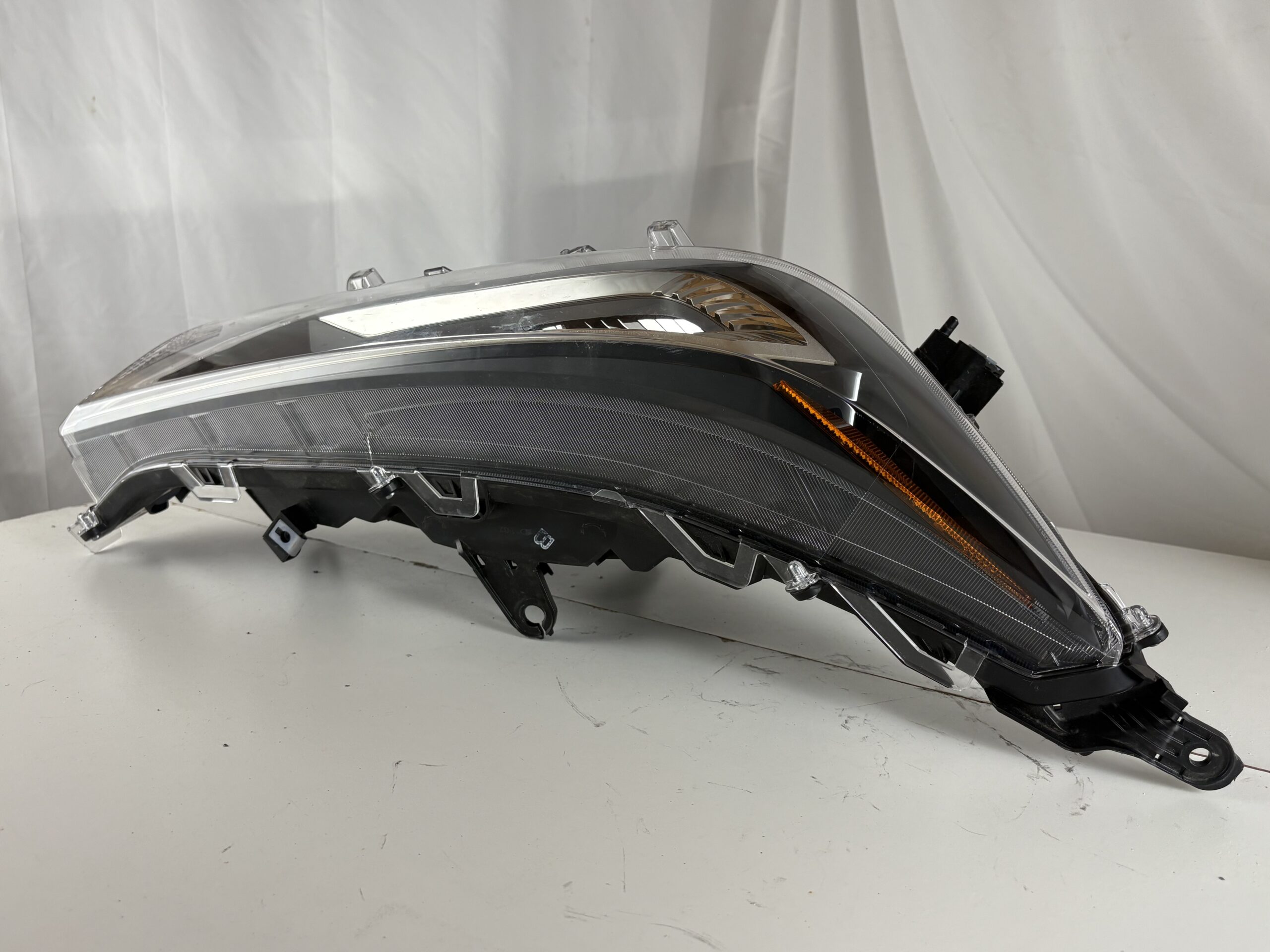 2019-2024 Toyota RAV4 Passenger Headlight