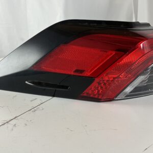 2019-2025 Toyota Rav4 Driver Taillight - Image 8