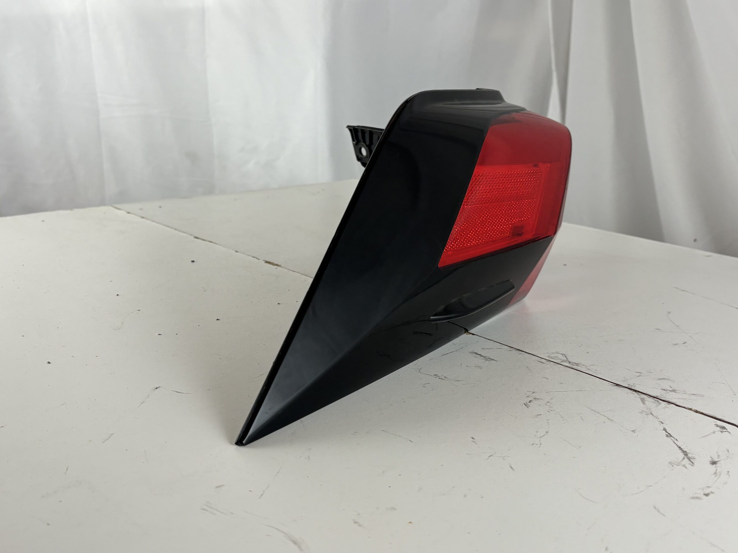 2019-2025 Toyota Rav4 Driver Taillight