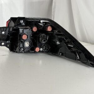 2019-2025 Toyota Rav4 Driver Taillight - Image 15