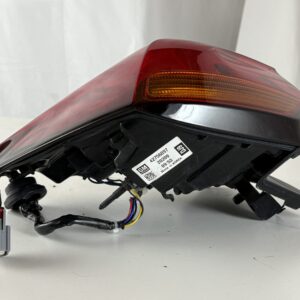 2020-2025 Buick Encore GX Driver Taillight - Image 9