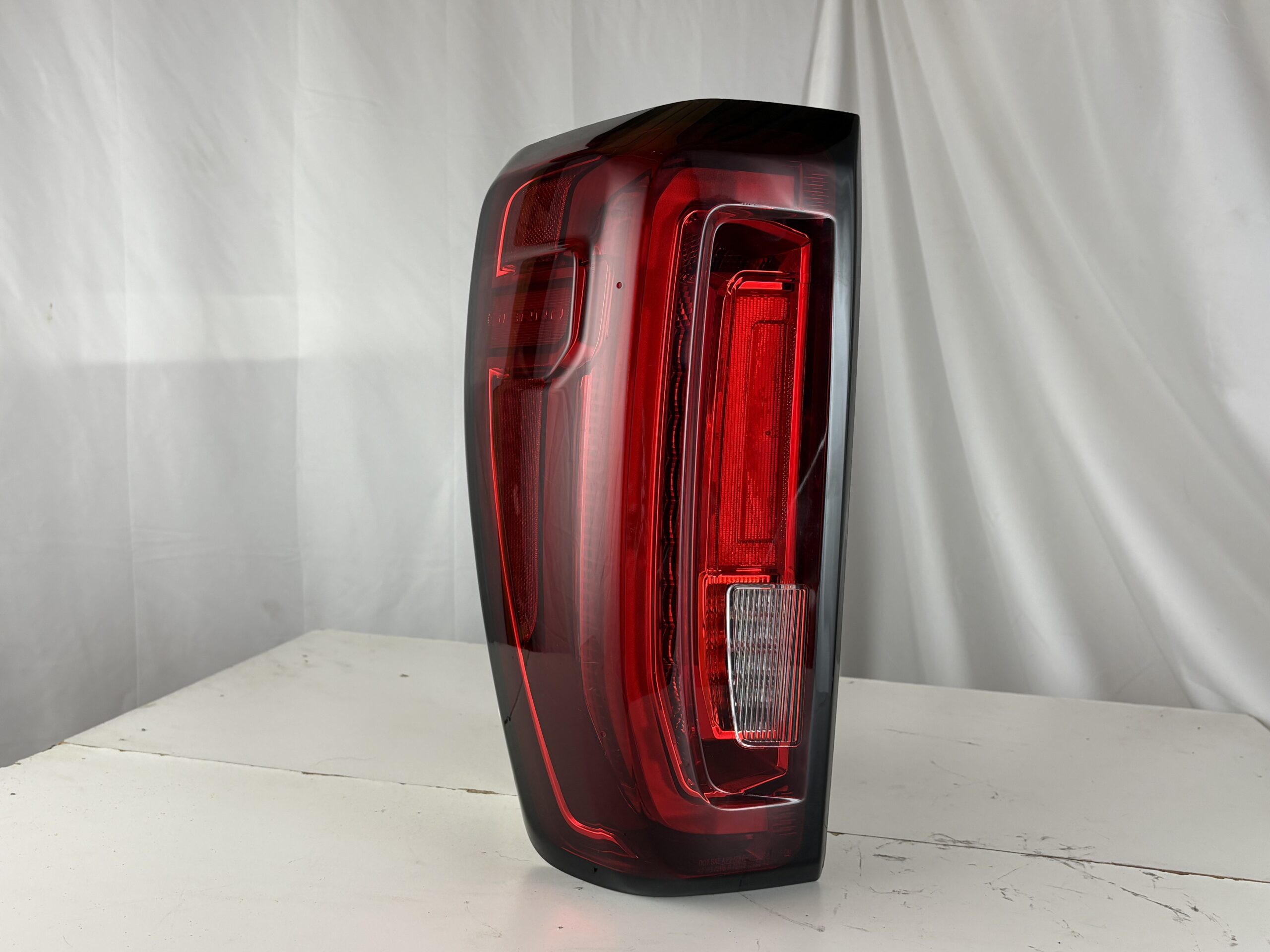2019-2025 GMC Sierra 1500 Driver Taillight