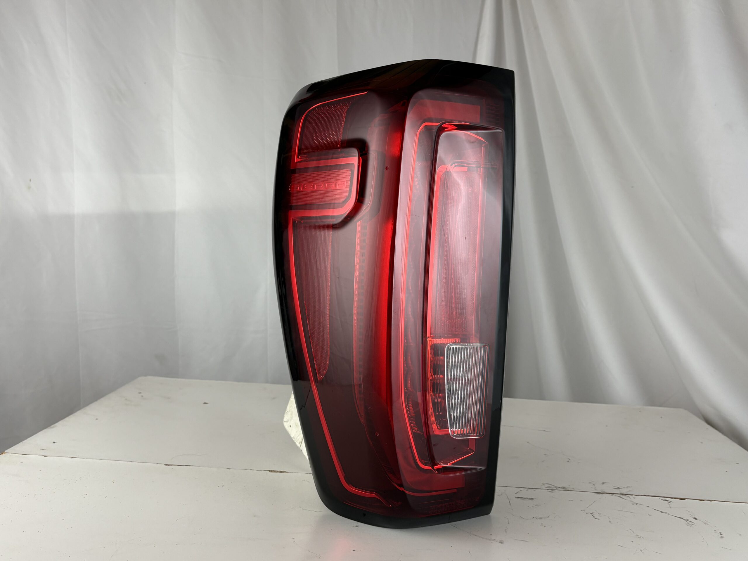 2019-2025 GMC Sierra 1500 Driver Taillight