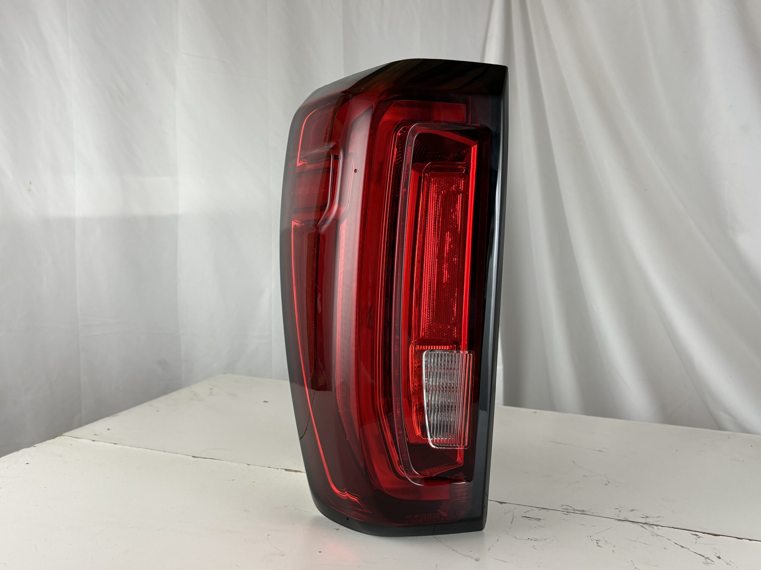 2019-2025 GMC Sierra 1500 Driver Taillight