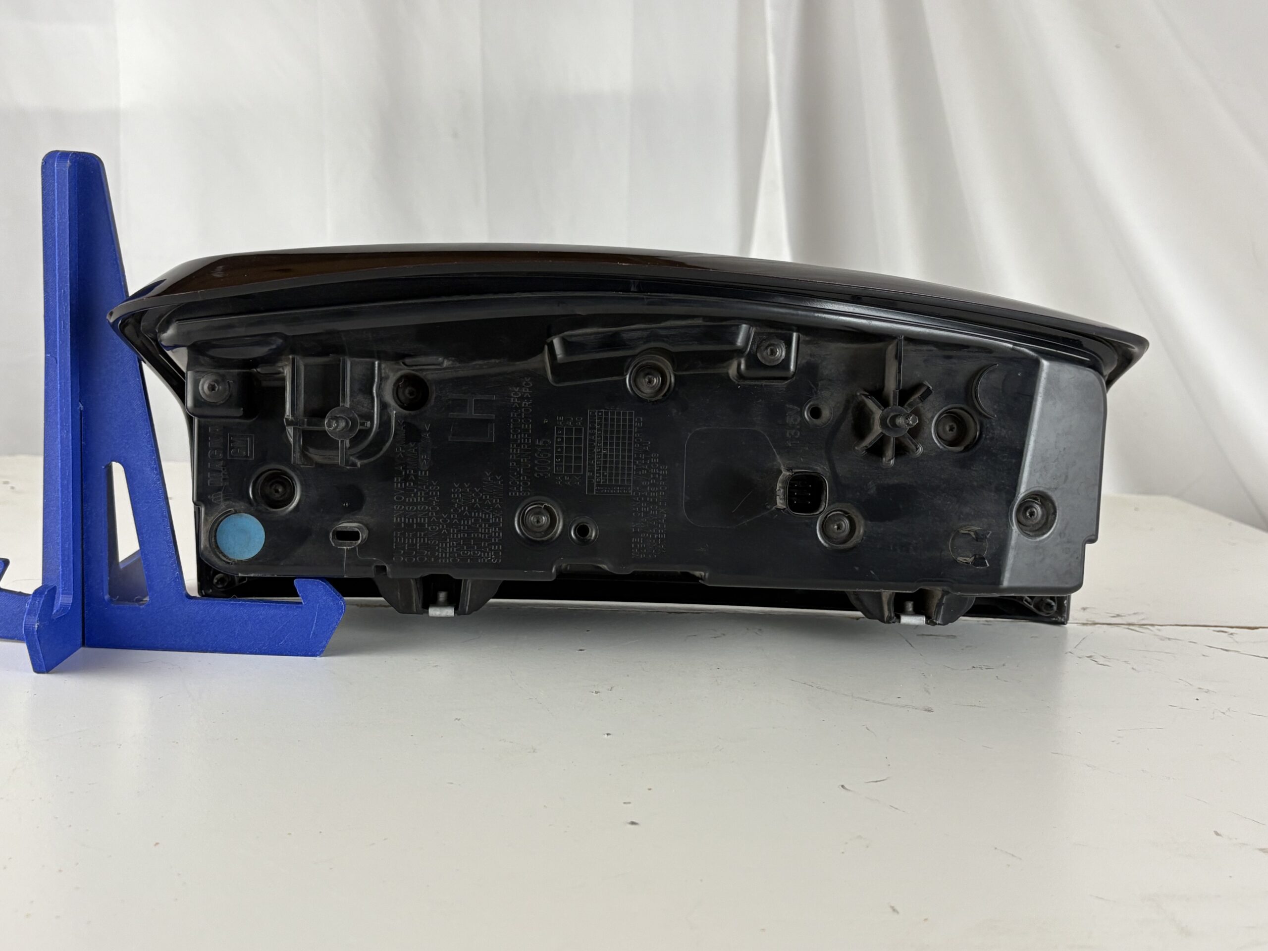 2019-2025 GMC Sierra 1500 Driver Taillight