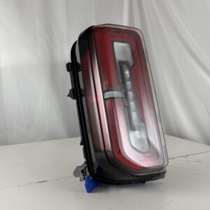 2021-2024 Ford Bronco Driver Taillight - Image 11