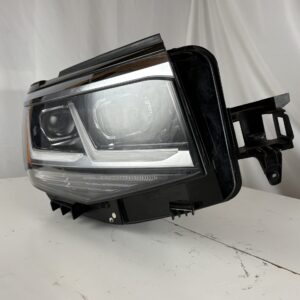 2020-2023 Volkswagen Atlas Cross Sport Passenger Headlight - Image 2