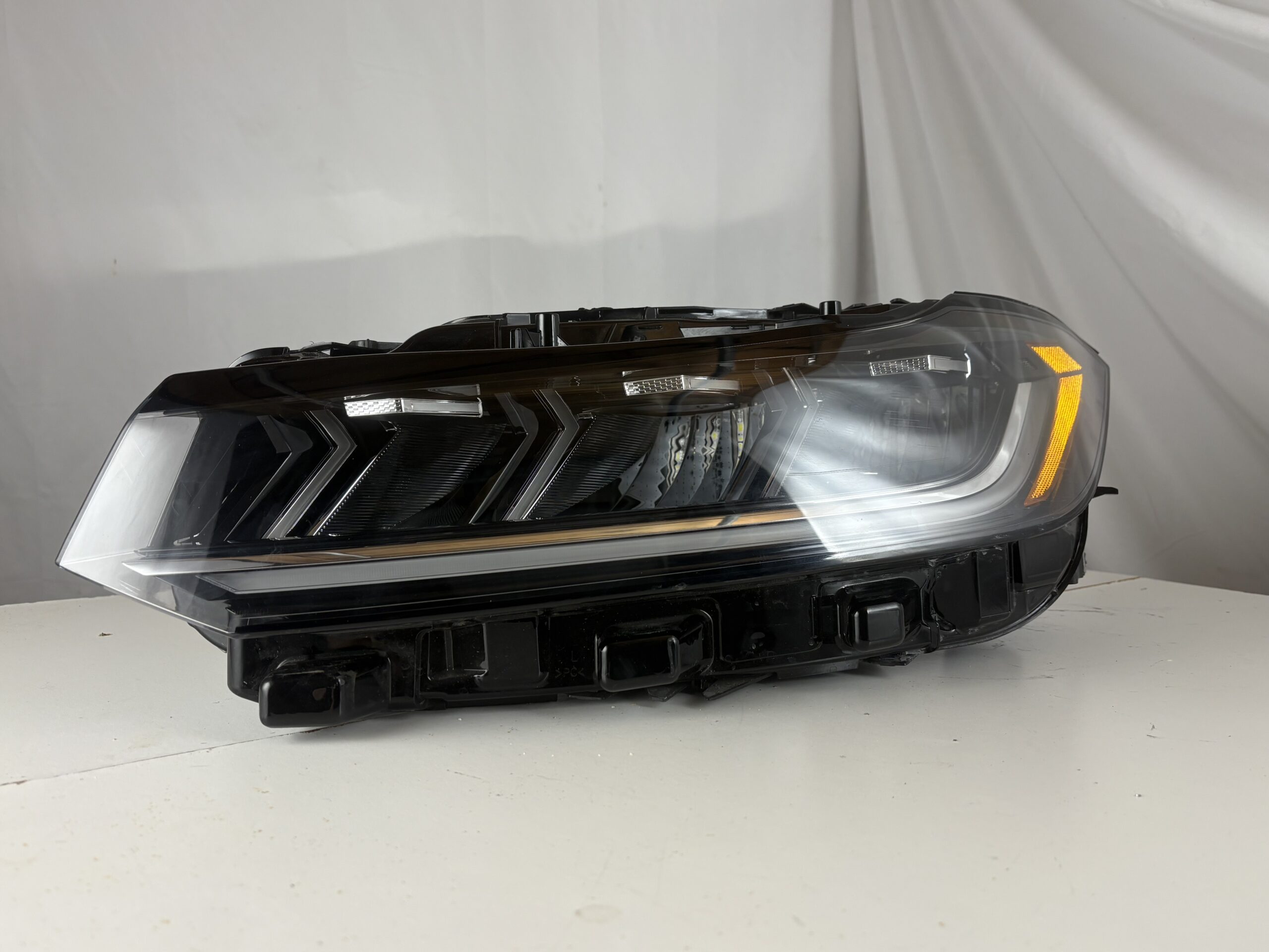 2025-2026 Volkswagen Jetta Driver Headlight