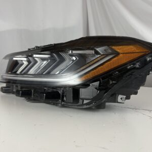 2025-2026 Volkswagen Jetta Driver Headlight - Image 4