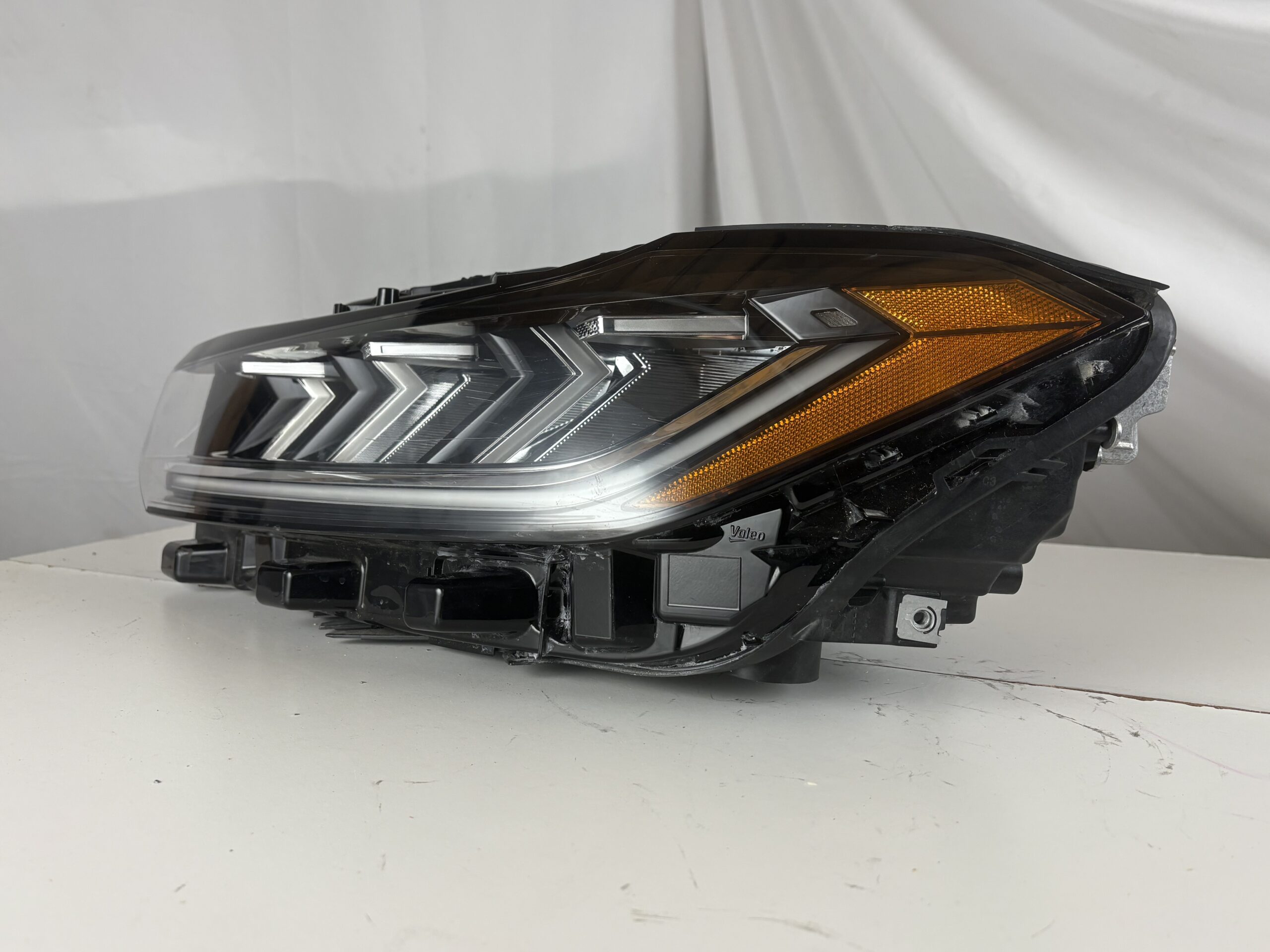 2025-2026 Volkswagen Jetta Driver Headlight