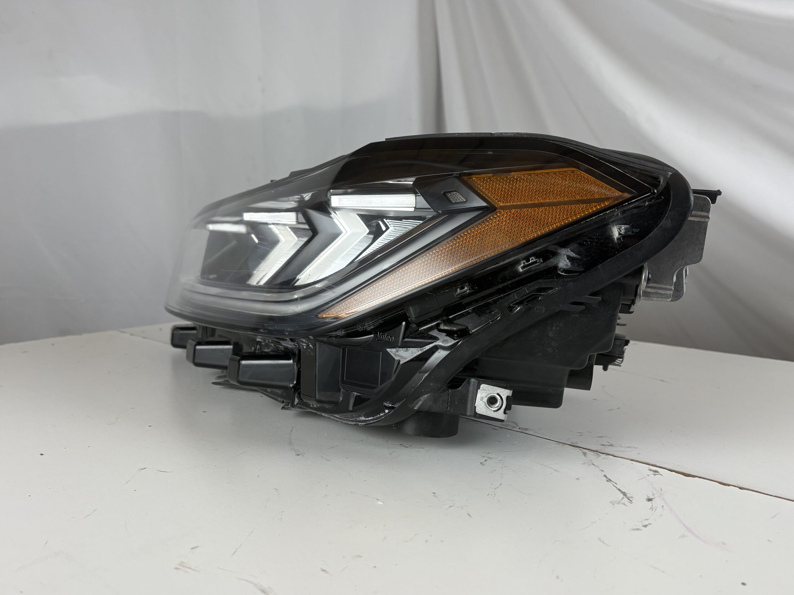 2025-2026 Volkswagen Jetta Driver Headlight