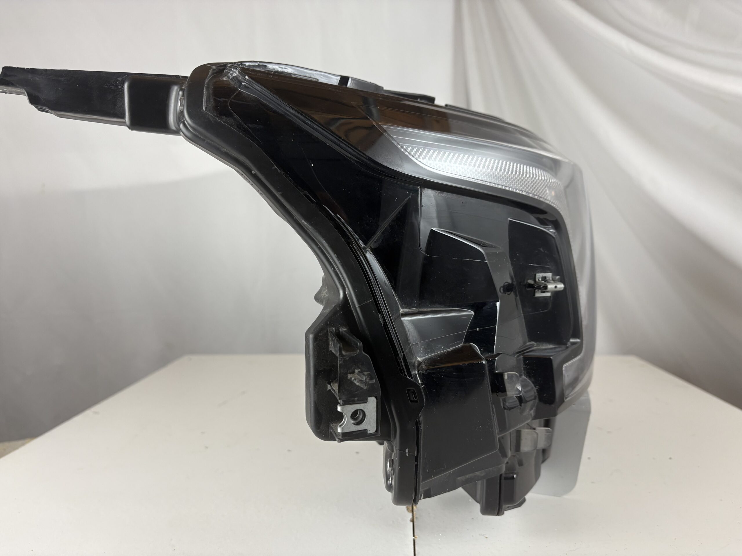 2022-2025 Nissan Frontier Passenger Headlight