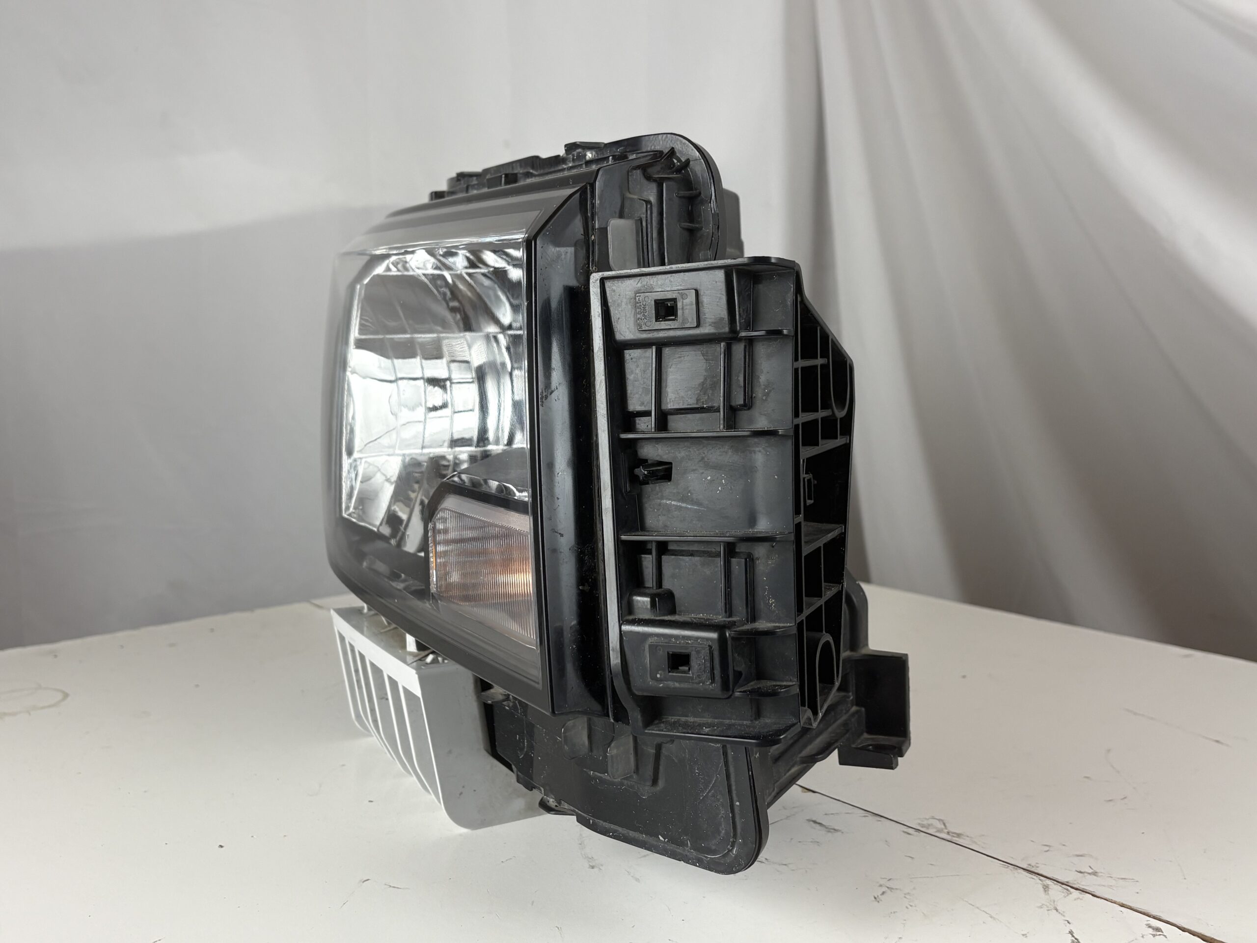 2022-2025 Nissan Frontier Passenger Headlight