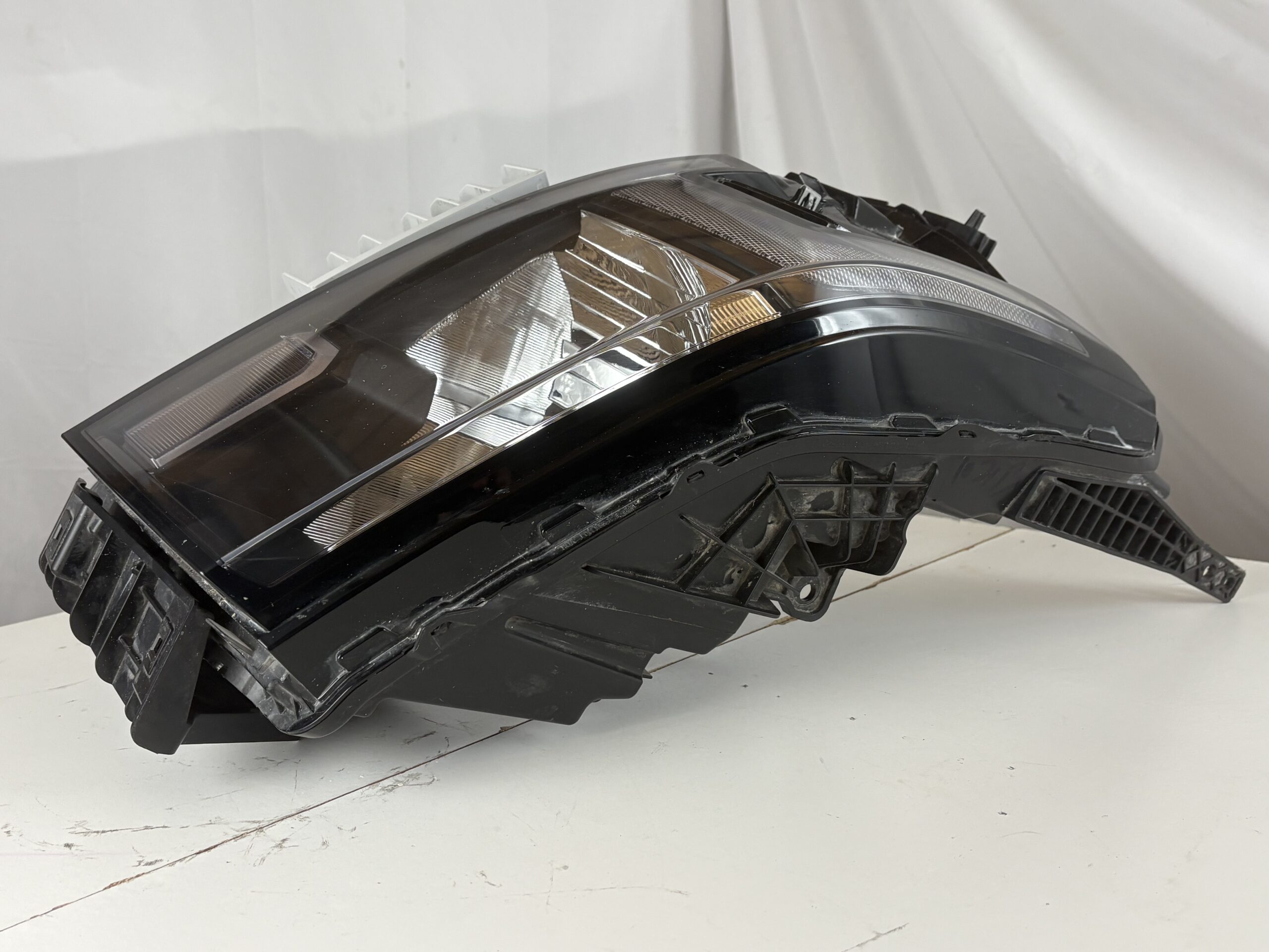 2022-2025 Nissan Frontier Passenger Headlight