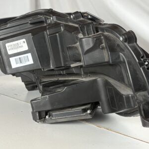 2021-2025 Toyota Sienna Driver Headlight - Image 11