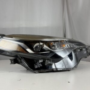 2017-2019 Toyota Corolla Passenger Headlight - Image 5