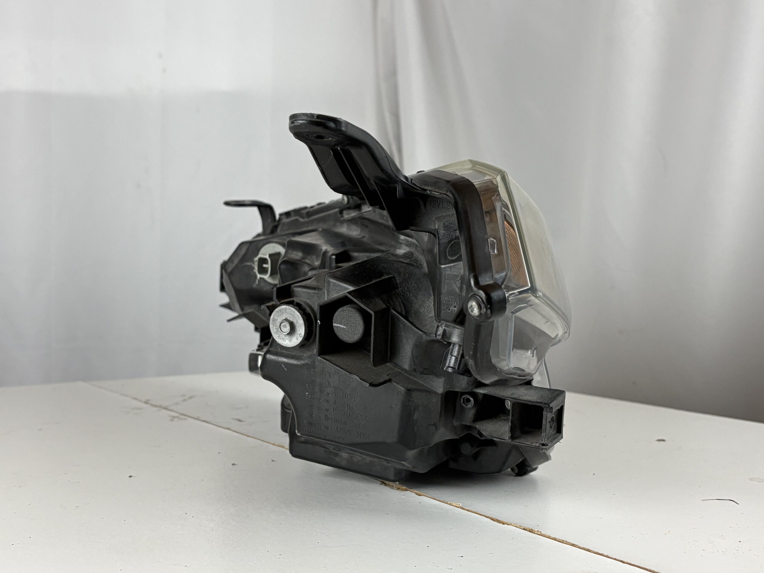 2017-2019 Toyota Corolla Passenger Headlight