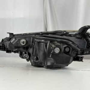 2017-2019 Toyota Corolla Passenger Headlight - Image 17