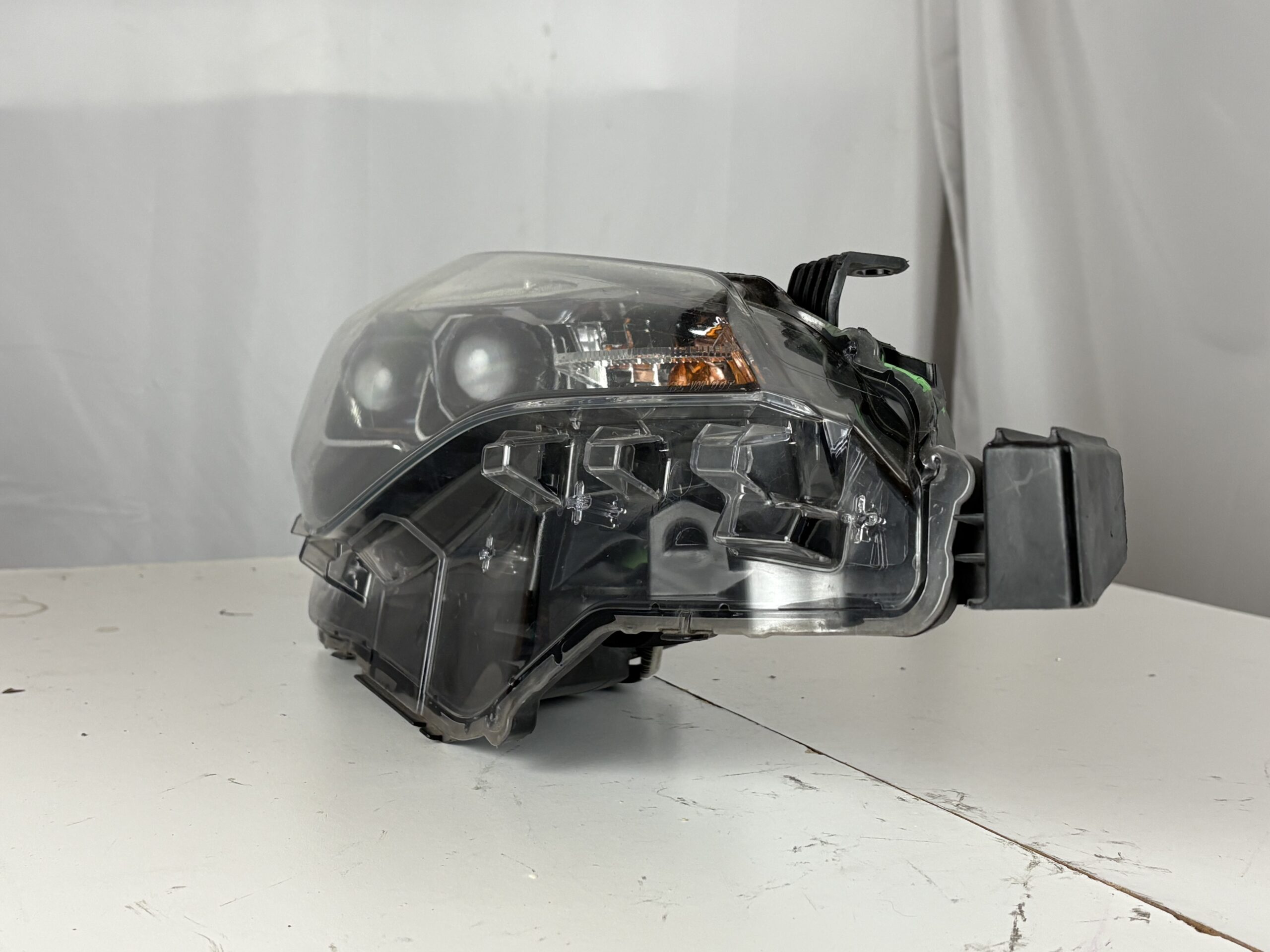 2017-2019 Toyota Corolla Passenger Headlight