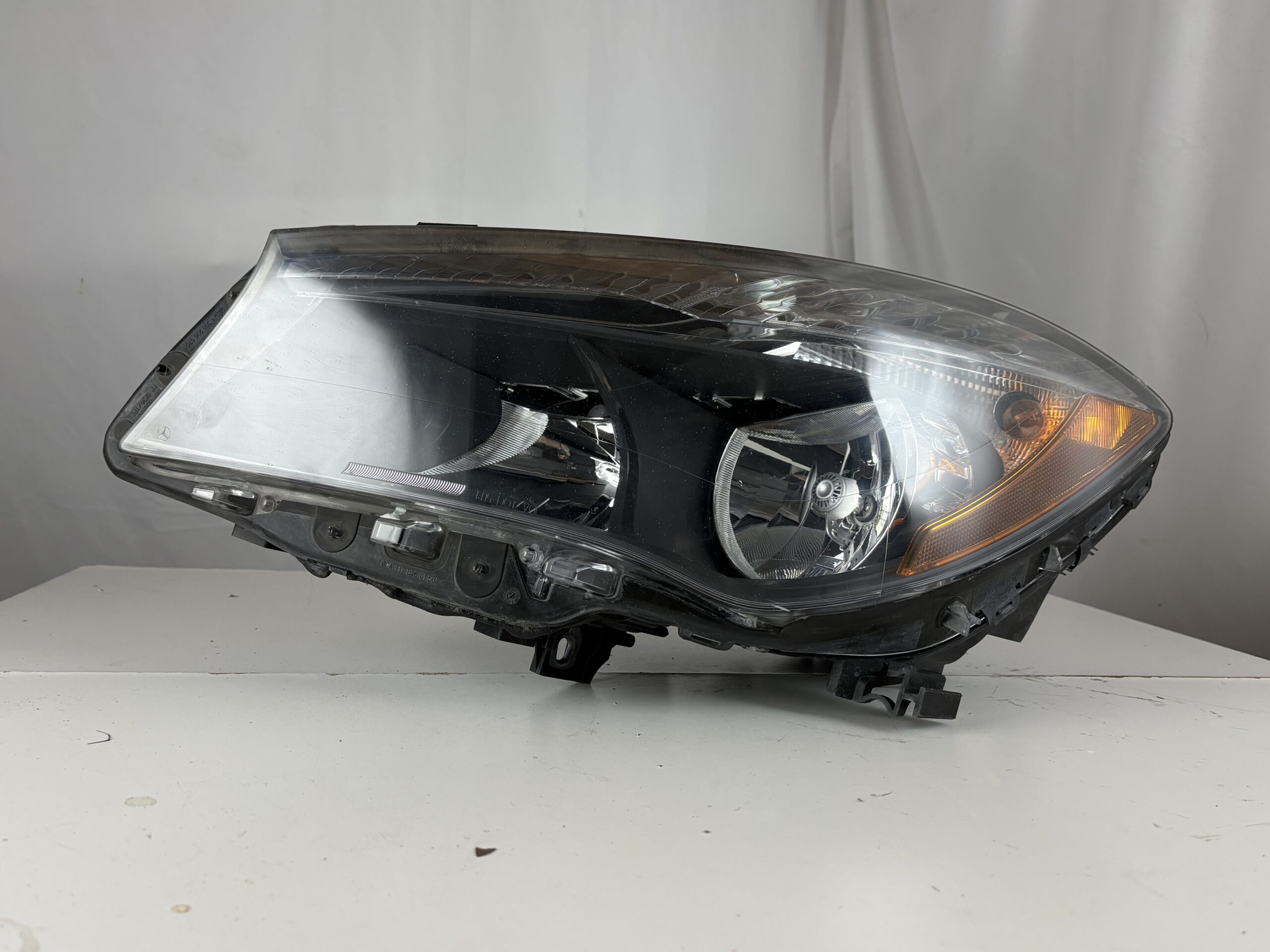 2014-2017 Mercedes-Benz CLA250 Driver Headlight