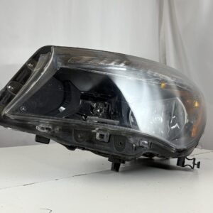 2014-2017 Mercedes-Benz CLA250 Driver Headlight - Image 4