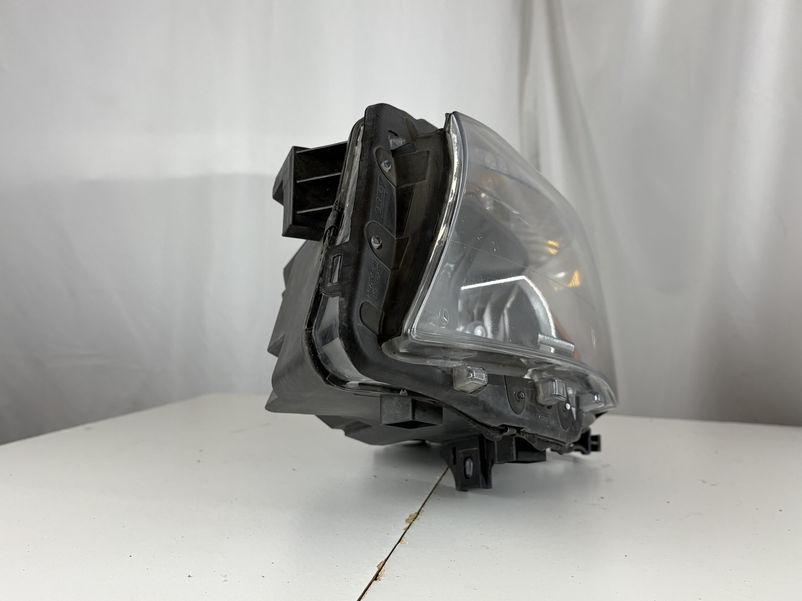 2014-2017 Mercedes-Benz CLA250 Driver Headlight