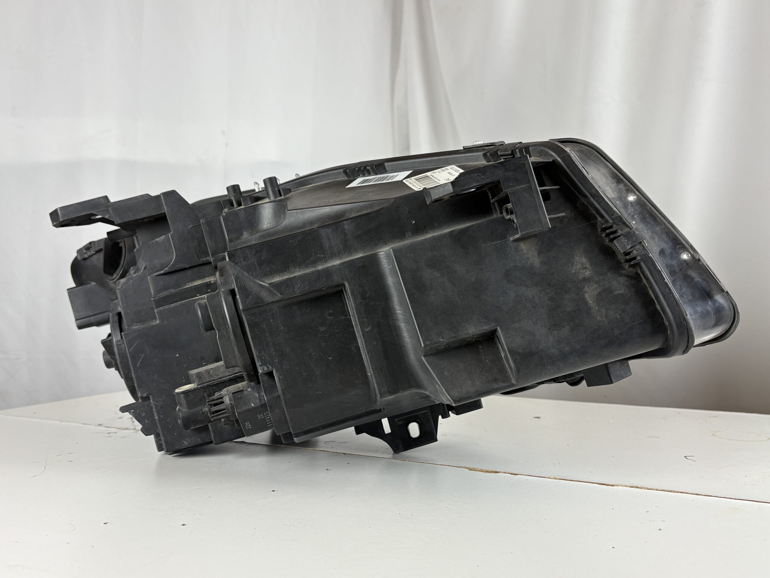 2014-2017 Mercedes-Benz CLA250 Driver Headlight