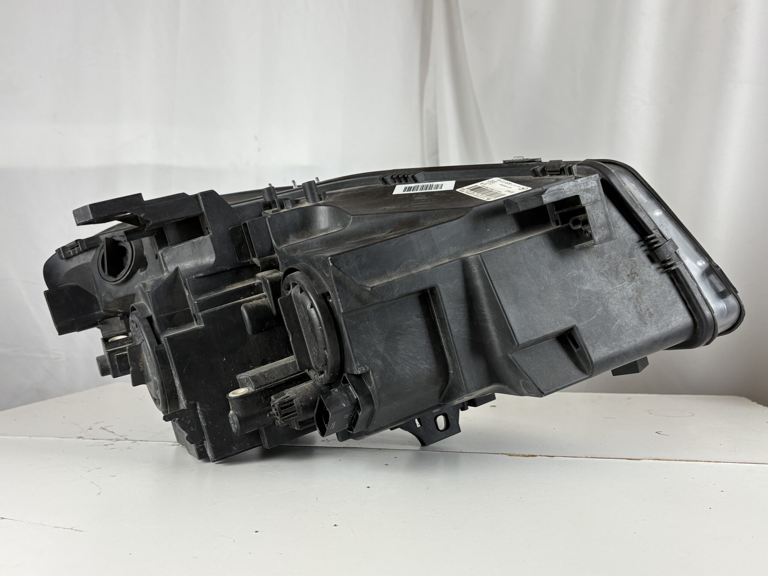 2014-2017 Mercedes-Benz CLA250 Driver Headlight