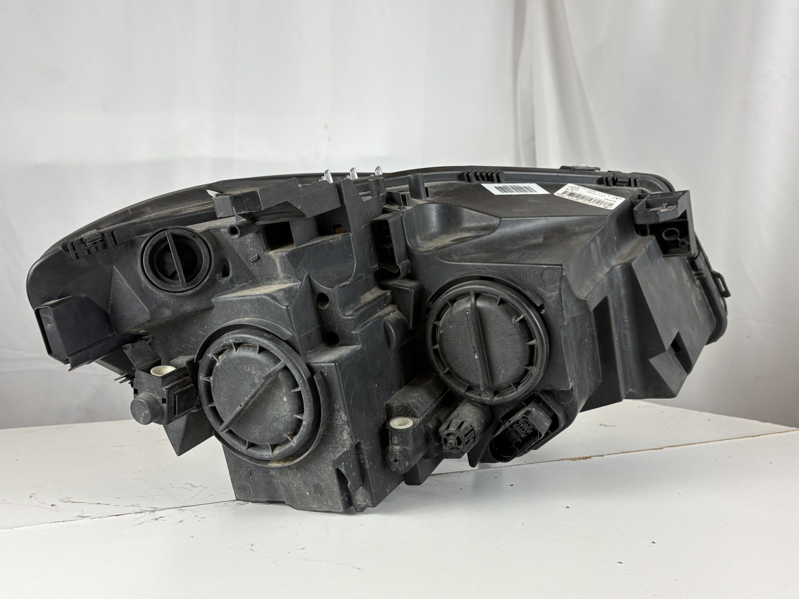2014-2017 Mercedes-Benz CLA250 Driver Headlight