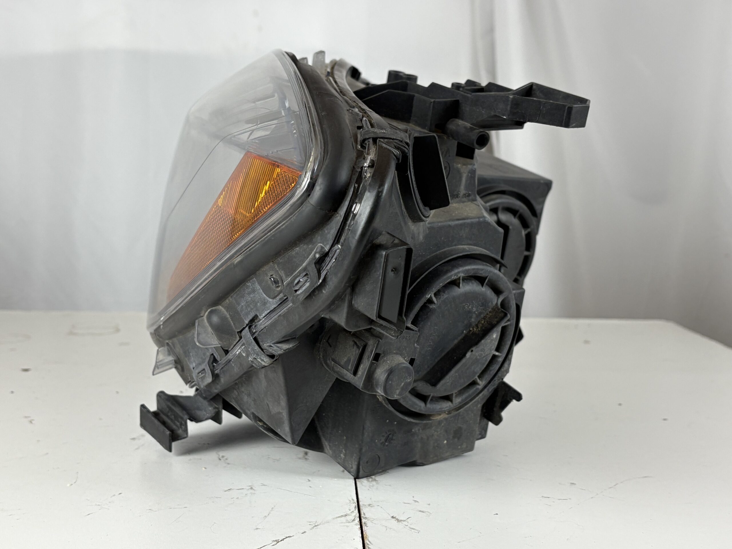 2014-2017 Mercedes-Benz CLA250 Driver Headlight